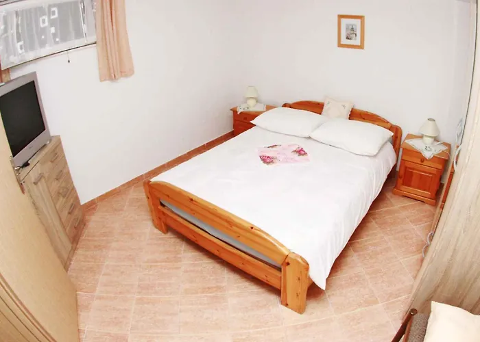 In Mastrinka 7407 Appartement *